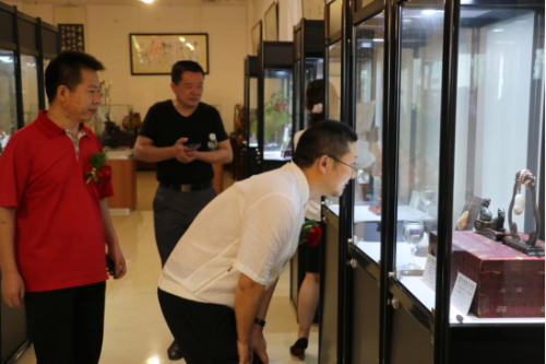 深圳第十四屆文博會：“金玉芳華”中裕冠鎮(zhèn)平玉雕珠寶特色小鎮(zhèn)精品展